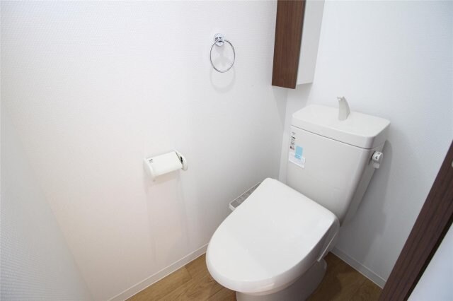 物件内観写真6　(別号室写真)