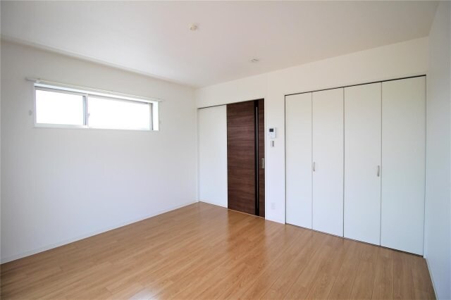 物件内観写真12　(別号室写真)