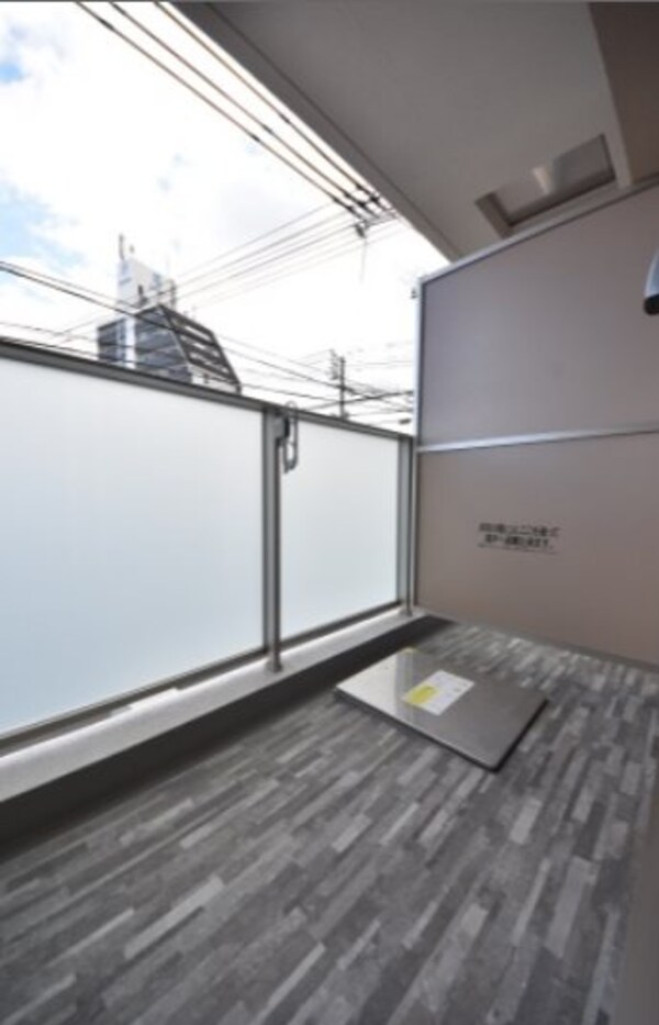 バルコニー(※同物件別号室参考写真)