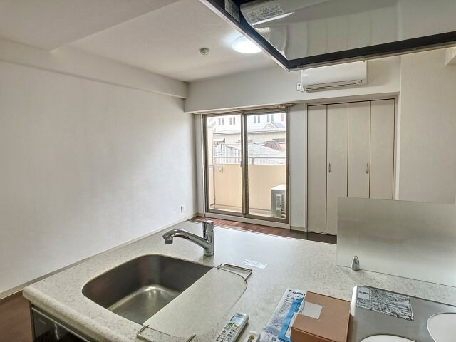 物件内観写真23　(別号室写真)