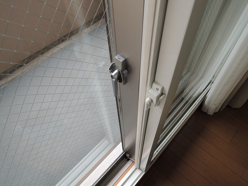 物件内観写真23　(二重サッシですのでとても静かです)