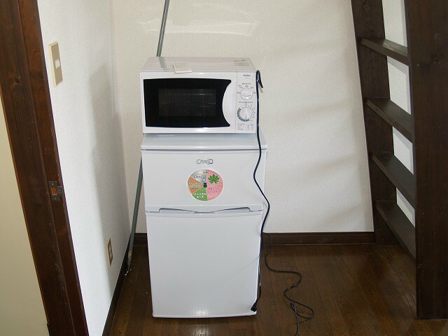 物件内観写真11　(電子レンジ冷蔵庫)