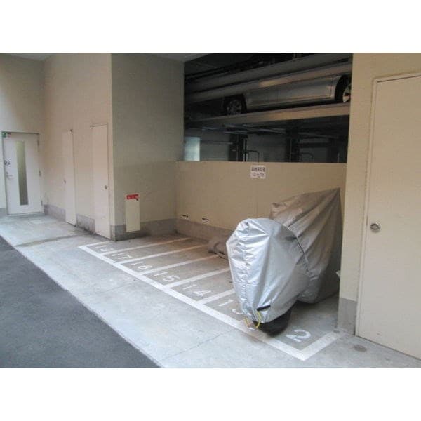 建物設備(バイク置場)