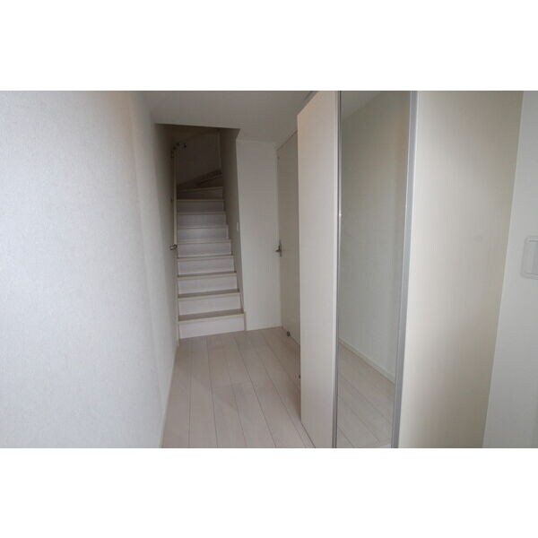 物件内観写真2　(※同じシリーズの室内写真)