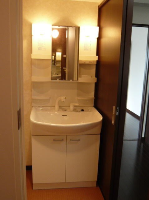 物件内観写真14　(他のお部屋の写真です。)