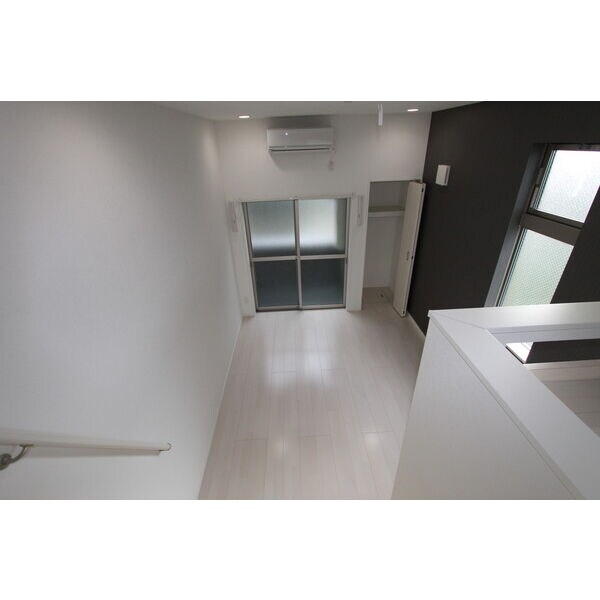 居室(同タイプのお部屋の写真です。)