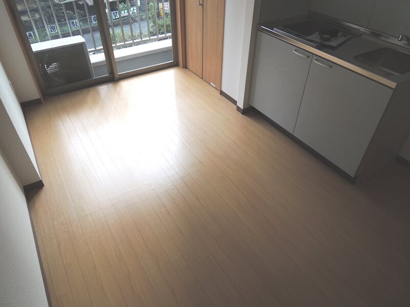 居室(家具家電付き)