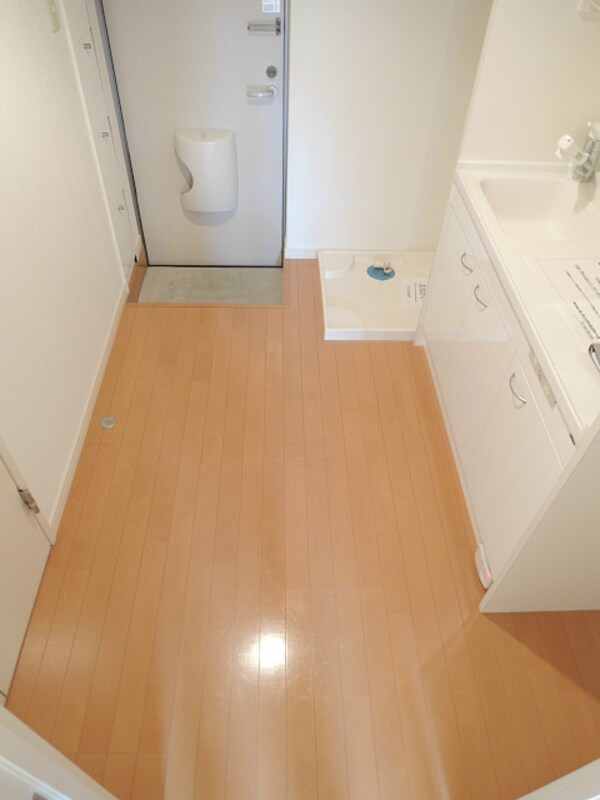 玄関(※同じシリーズの室内写真)