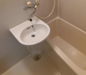 物件内観写真9　(洗面台)