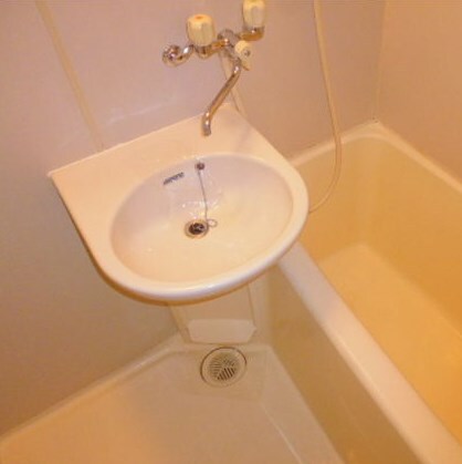 物件内観写真10　(洗面台)