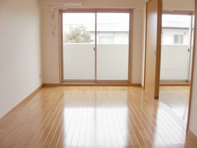 物件内観写真4　(イメージ)