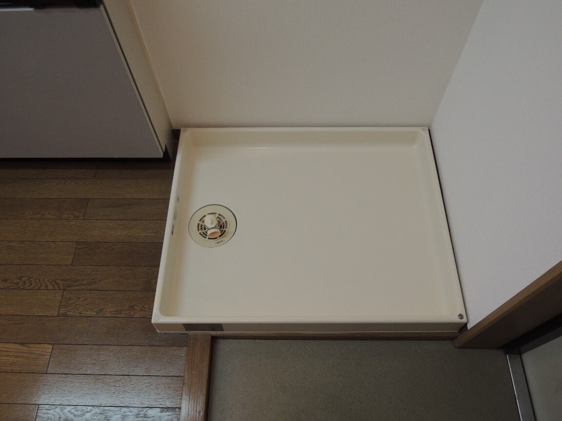 物件内観写真18　(洗濯防水パン)