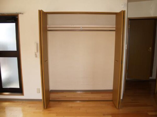 収納(クローゼット)