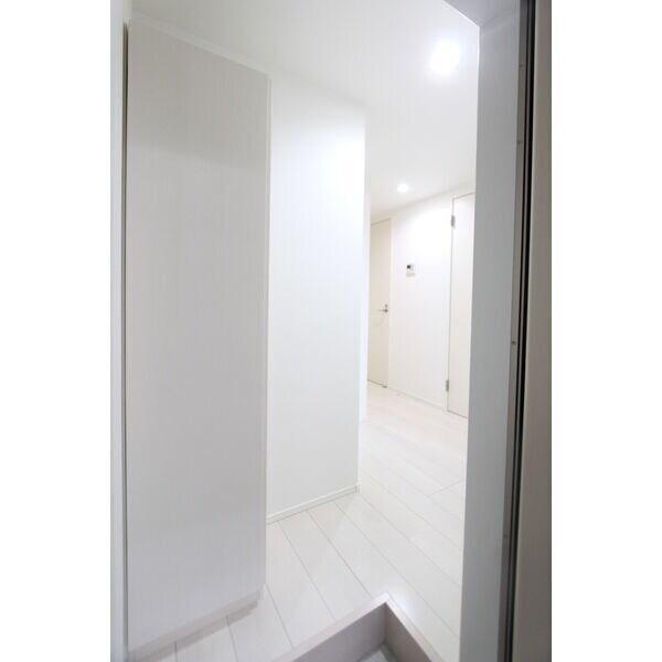 物件内観写真2　(同タイプのお部屋の写真です。)