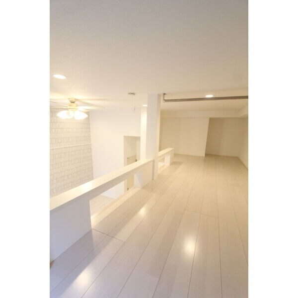 寝室(同タイプのお部屋の写真です。)