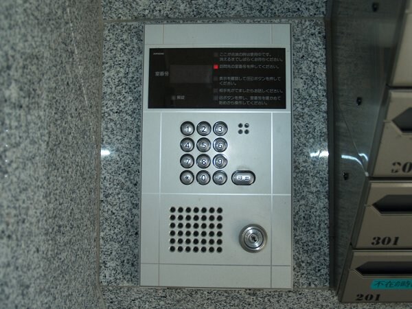 物件内観写真3　(オートロック)