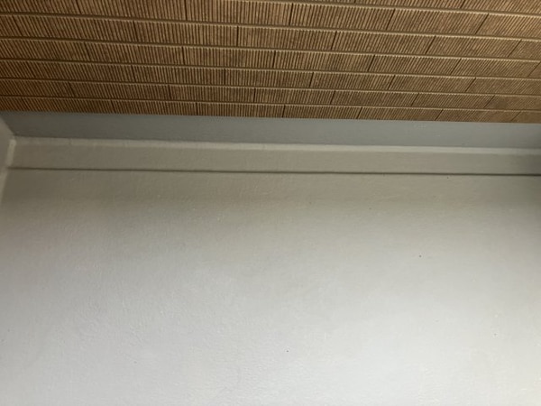 バルコニー(※同じシリーズの室内写真)