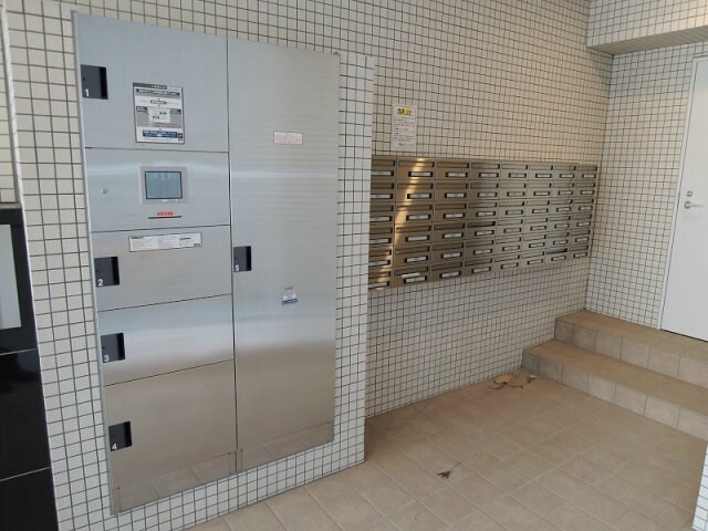 物件内観写真16　(宅配BOX)