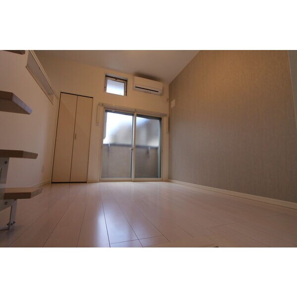 居室(同タイプのお部屋のお部屋となります。)