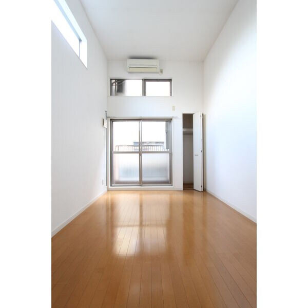 居室(※同じシリーズの室内写真)