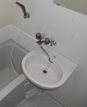 物件内観写真10　(洗面台)