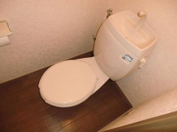 トイレ(温水洗浄便座へ変更済です。)
