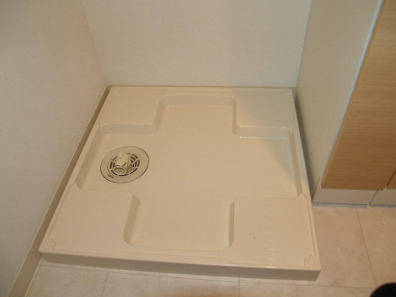 物件内観写真10　(防水パン)