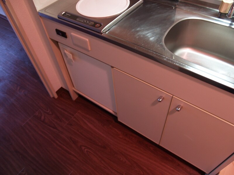 物件内観写真12　(ミニ冷蔵庫つき)