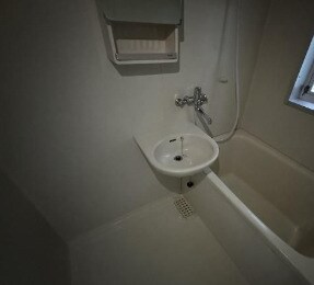 物件内観写真11　(洗面台)