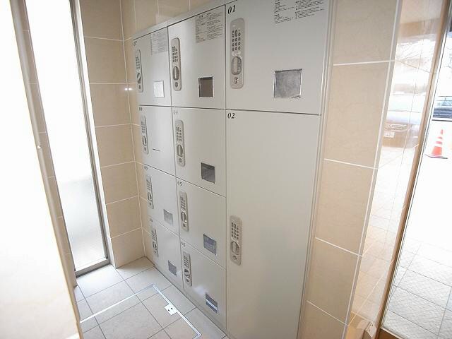 物件内観写真16　(宅配ボックス)