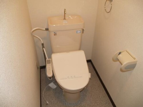 トイレ(洗浄機能付便座※イメージ)