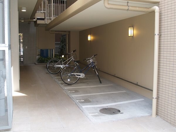 建物設備(駐輪場)