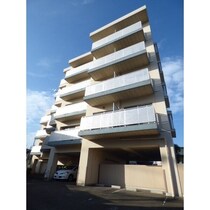 仙山線 東照宮駅 5階建 築28年の外観写真