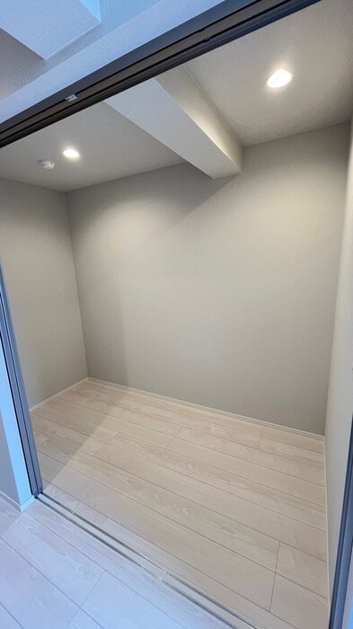 物件内観写真16　(納戸2.3帖)