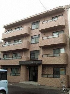 タウンコート山鼻外観写真