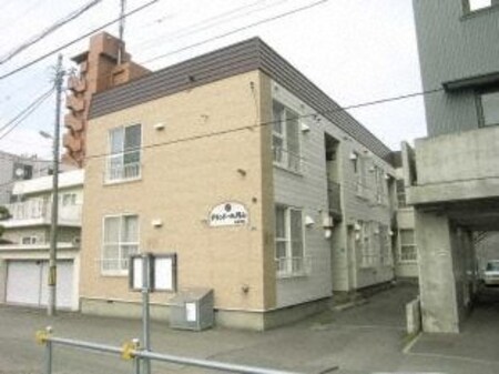 グランドール円山外観写真