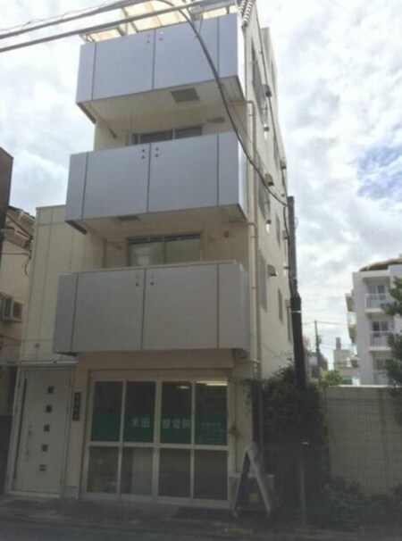 市川ビル外観写真