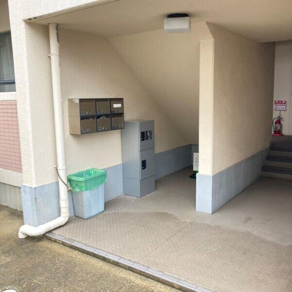 敷地内/建物