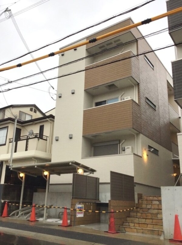 敷地内/建物