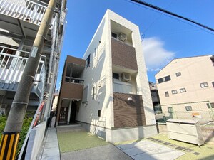 ラ・グランメゾン外観写真