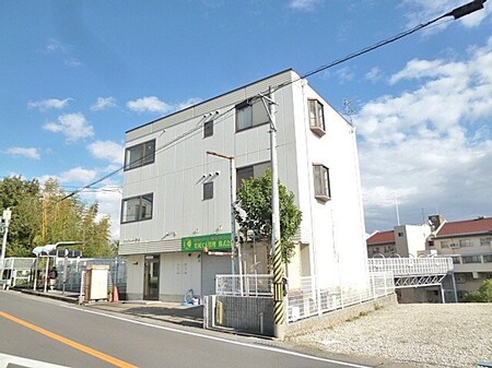 シャトレー春日外観写真