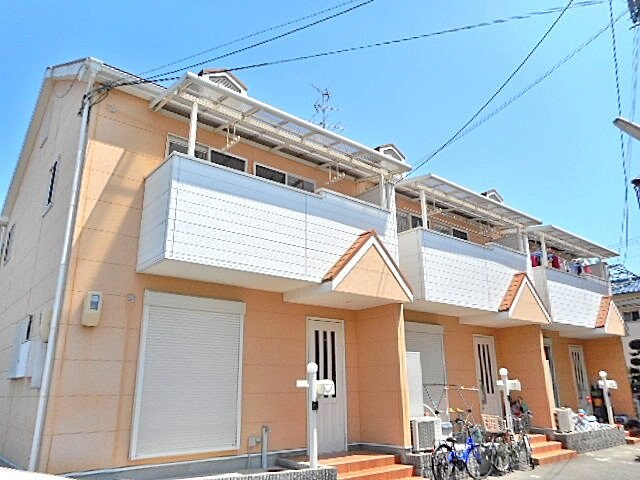 サンリーフ緑地A棟の物件外観写真