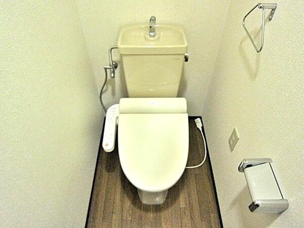 トイレ(トイレにはＷＣがついています！嬉しい設備ですよね♪。)