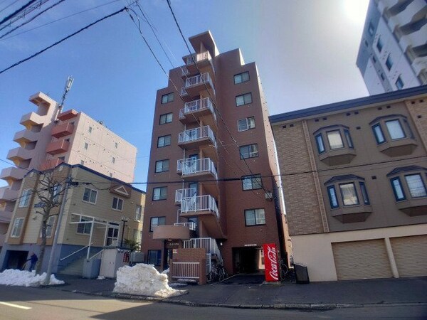 建物外観(札幌市北区北20条西「レジーナN20」)