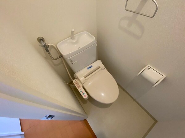 トイレ(トイレです。ウォシュレット付を探している方、おすすめです。)