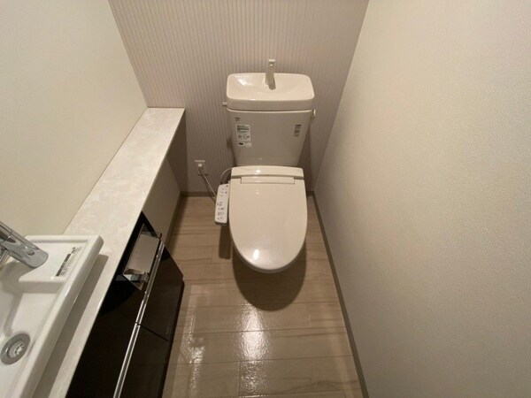 トイレ(トイレです。ウォシュレット付を探している方、おすすめです。)