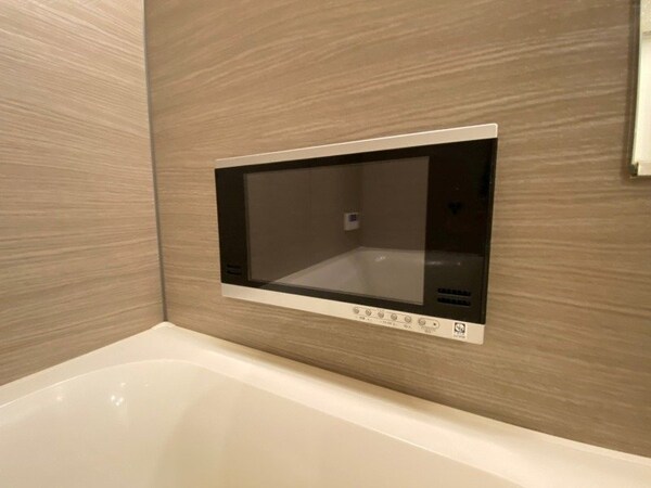 お風呂にはテレビがついておりゆっくりできます！
