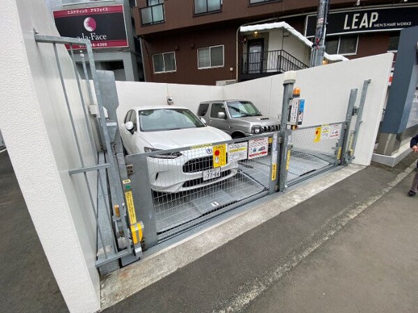 駐車場(駐車場その他)