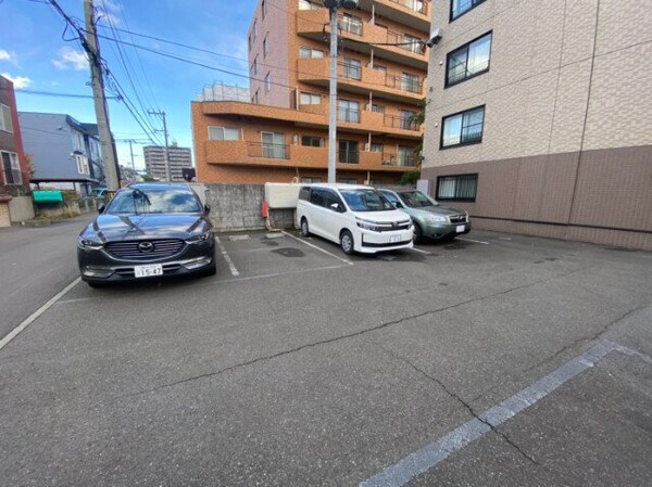 駐車場(駐車場その他)