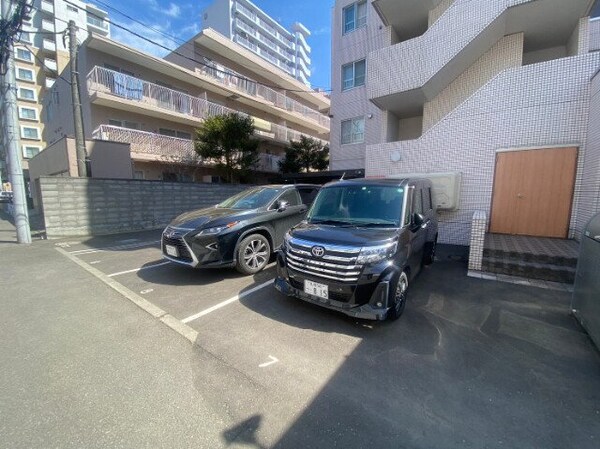 駐車場(駐車場その他)